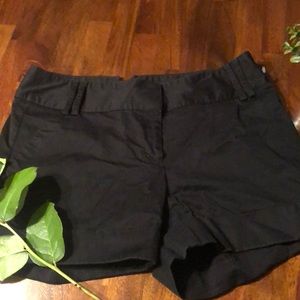 Black Express shorts, zipper, clasp& button close